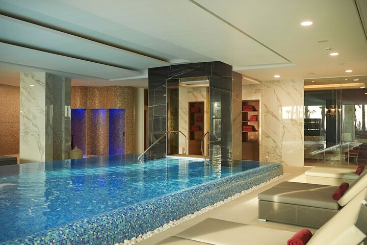Pool 39 of 67