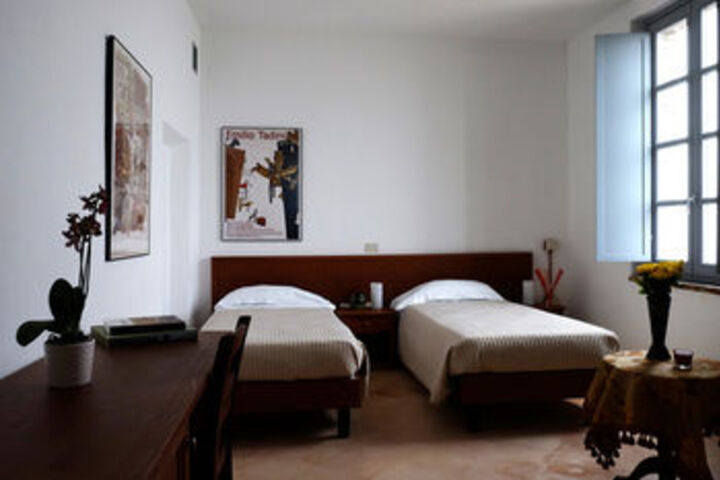 Room 18 of 38