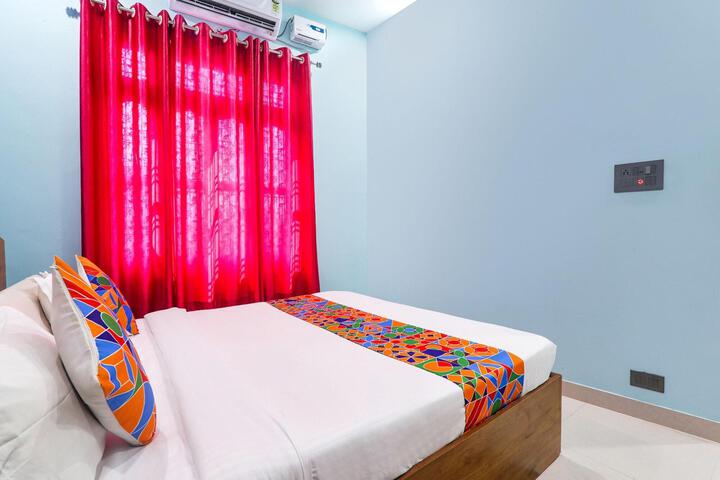 Room 16 of 33