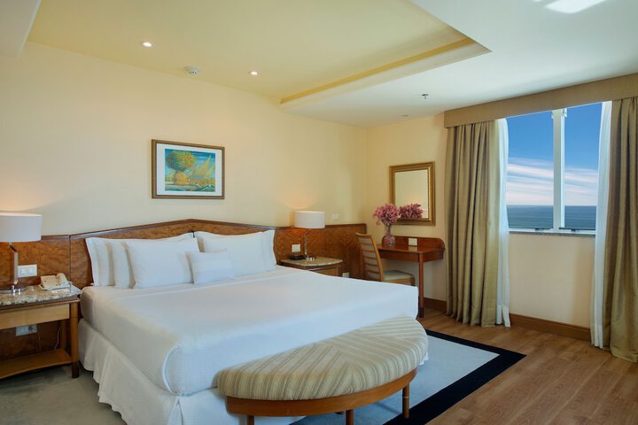 Room 42 of 85