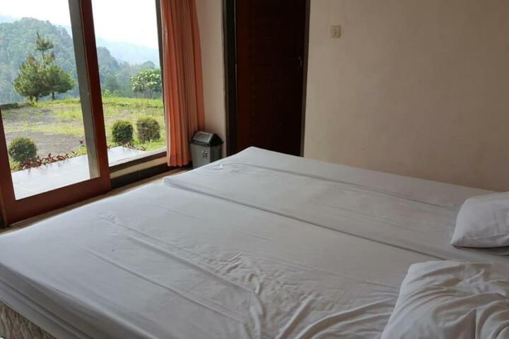 Room 25 of 26
