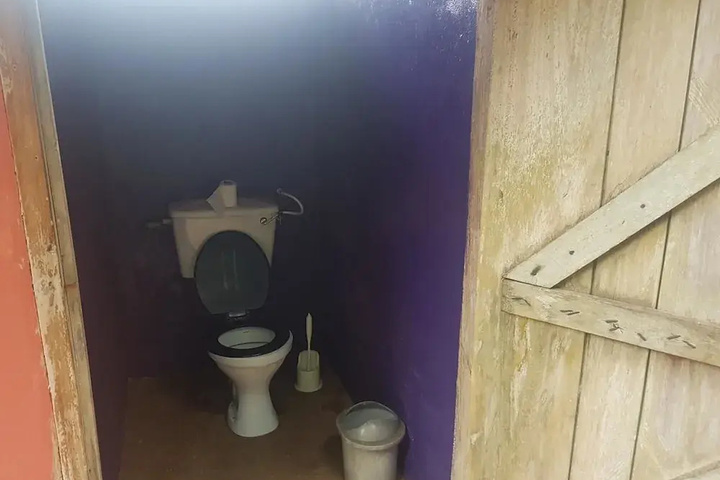 Room 5 of 15