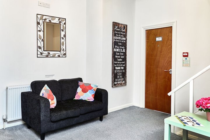 Entrance & Lobby