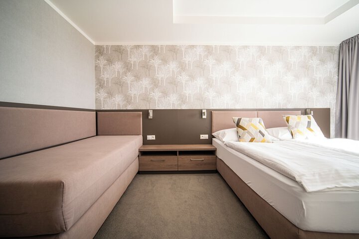 Room 38 of 67
