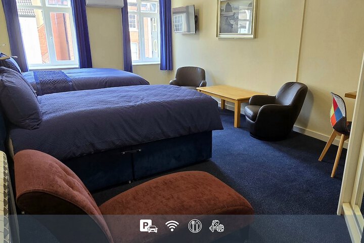 Room 28 of 69