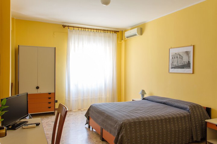 Room 15 of 24