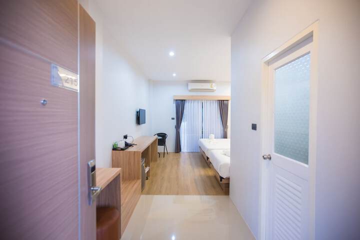 Room 26 of 83