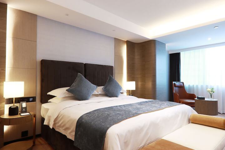 Room 18 of 41