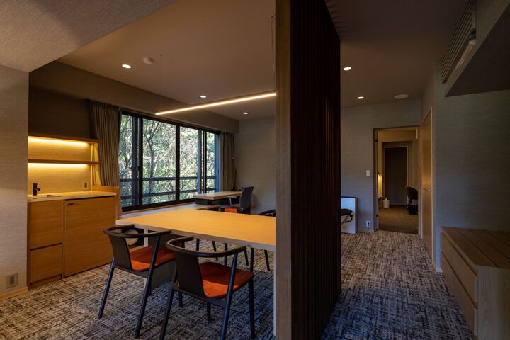 Room 33 of 126