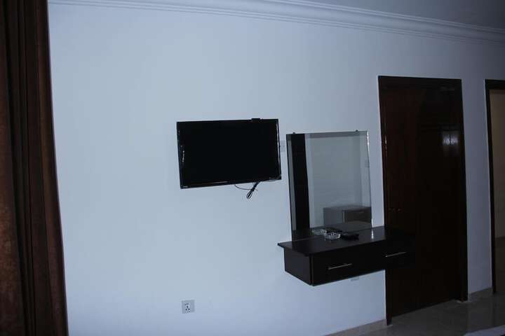 Room 19 of 44