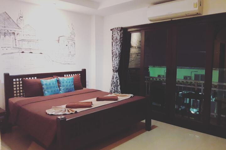 Room 19 of 48