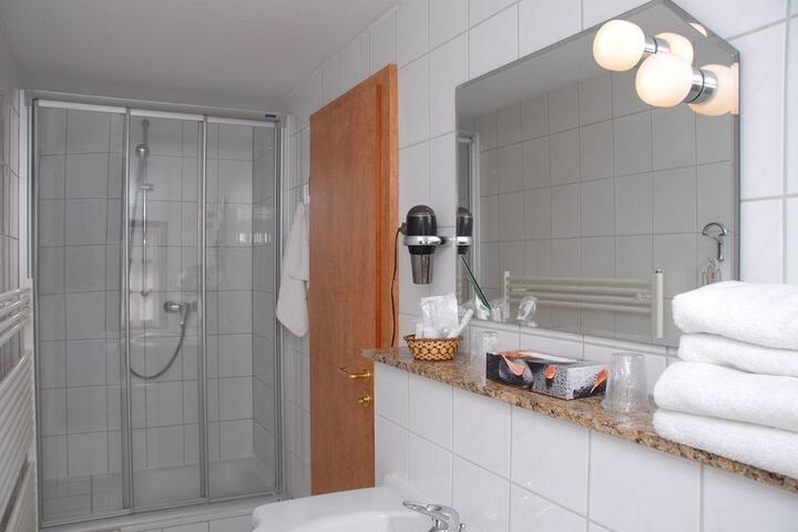 Room 20 of 34