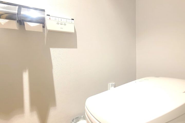Room 5 of 15