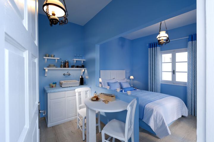 Room 3 of 78
