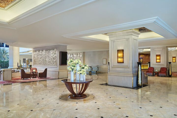 Guest Lobby