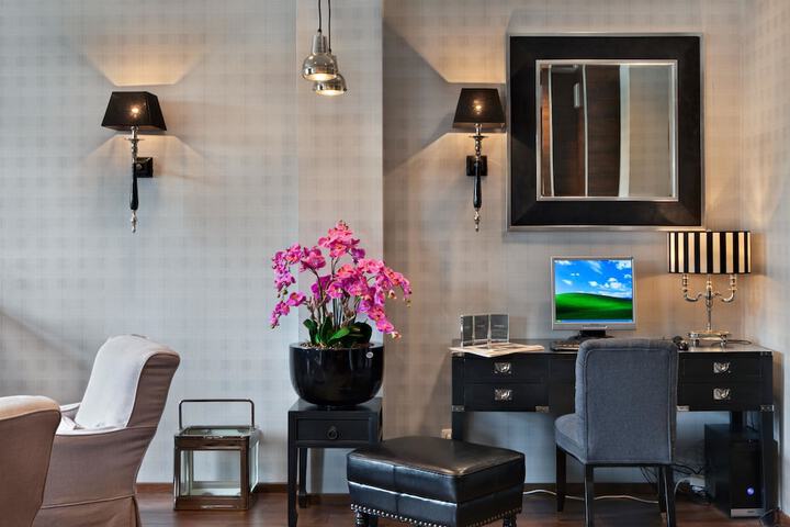 Lobby Photos