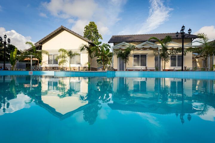 Pool 46 of 83