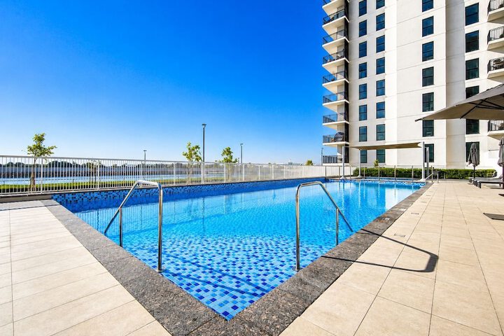 Pool 625 of 662