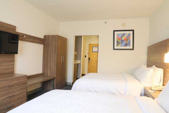 Room 29 of 114