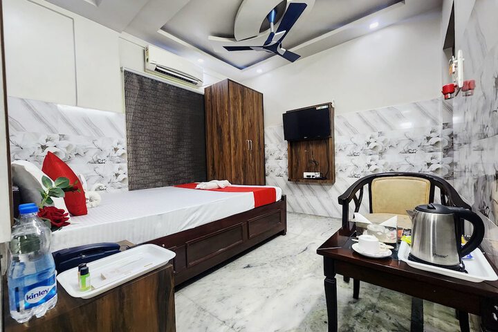 Room 7 of 49