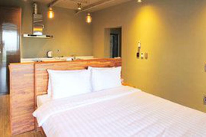 Room 19 of 27