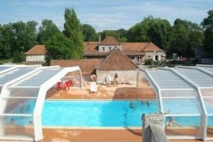 Pool 22 of 42