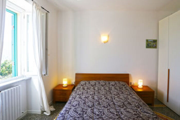 Room 52 of 105