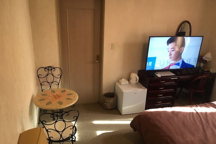 Room 18 of 69