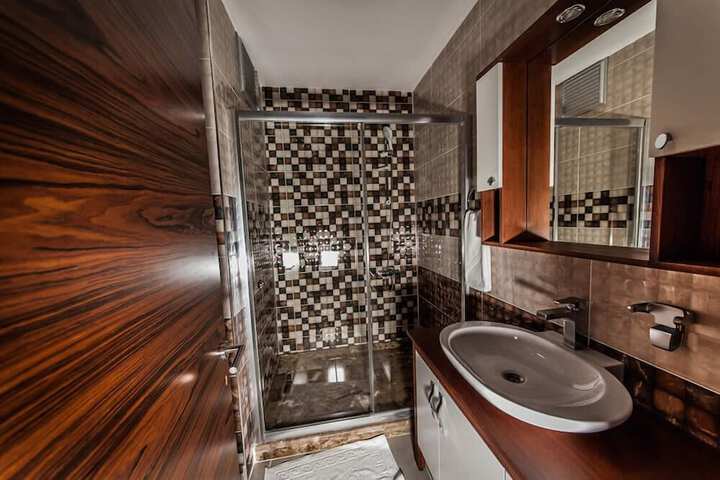 Clean Restrooms