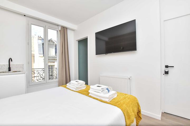 Room 45 of 123
