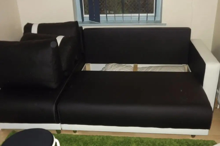 Room 2 of 14