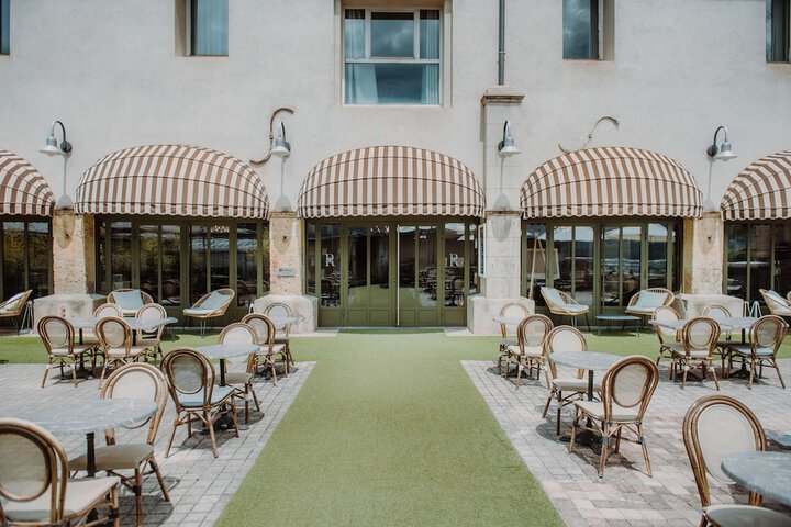Hotel 63 of 67