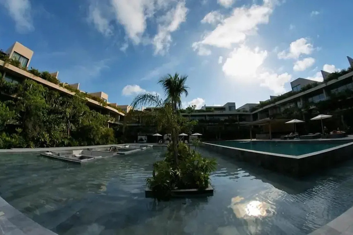 Pool 7 of 13