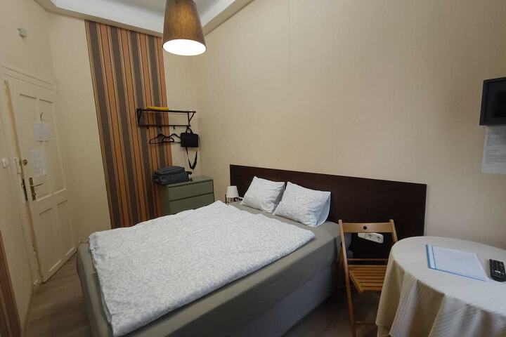 Room 9 of 55