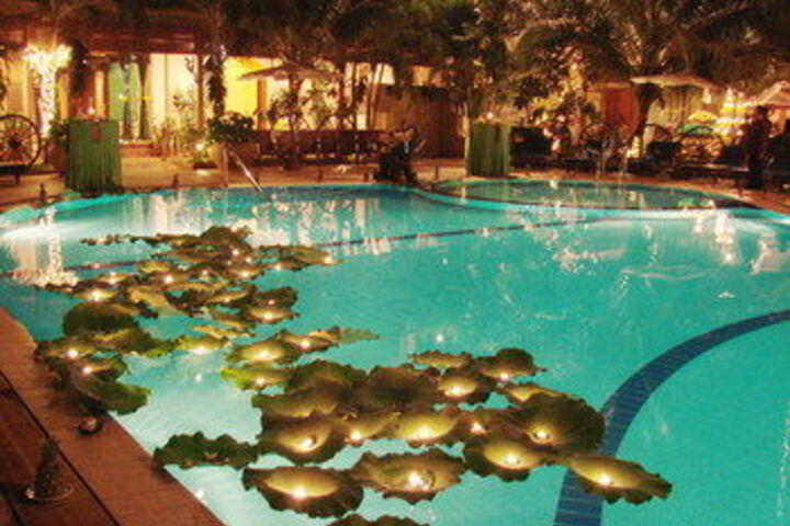 Pool 44 of 47