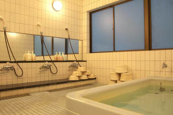 Room 15 of 29