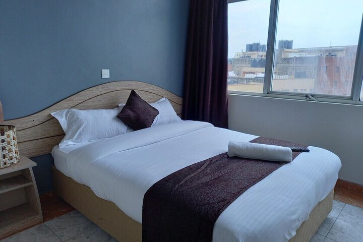Room 18 of 26