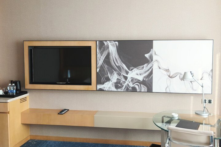 Room 9 of 43