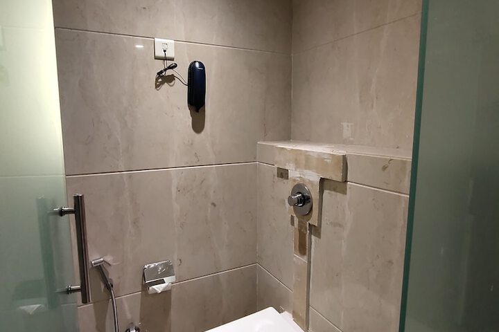 Room 49 of 72