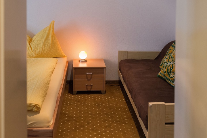 Room 43 of 120