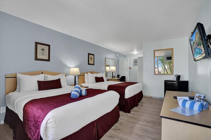Room 40 of 183