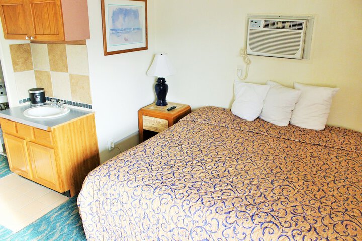 Room 3 of 13