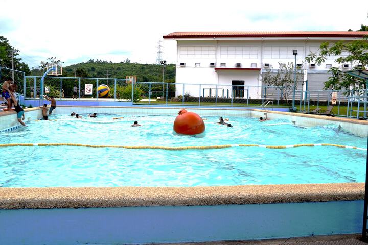 Pool 35 of 59