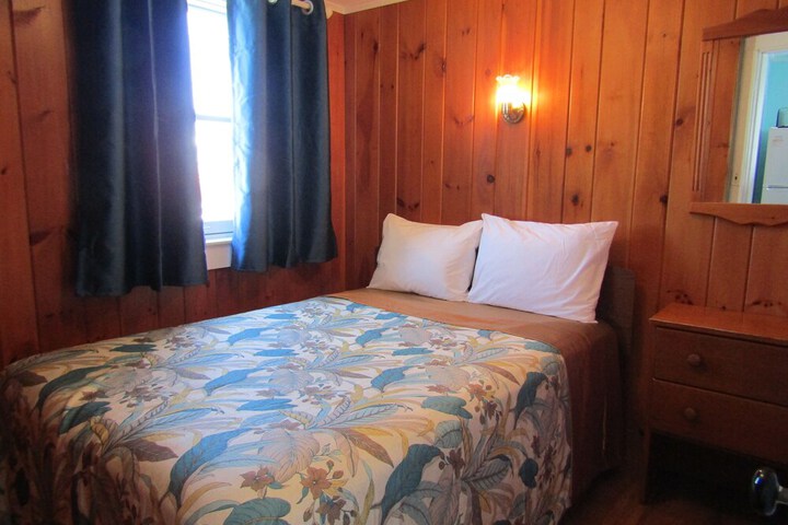 Room 40 of 219