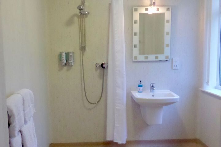 Room 25 of 47