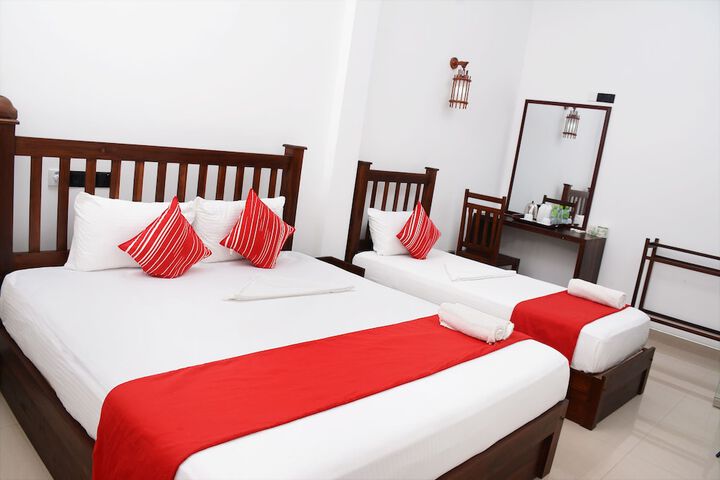 Room 5 of 19