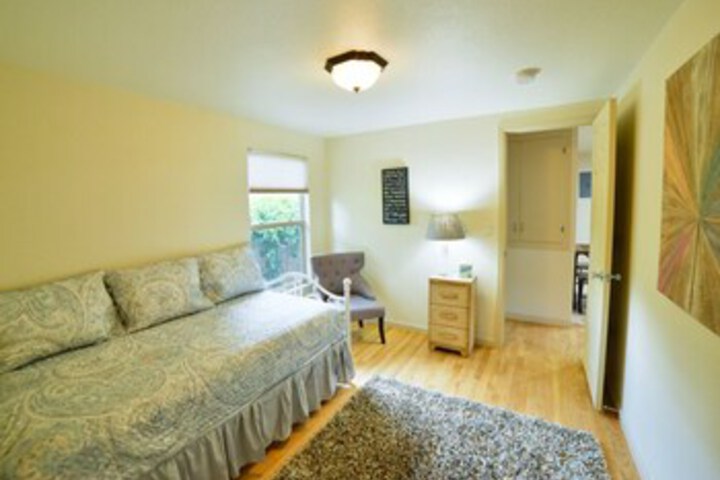 Room 54 of 64