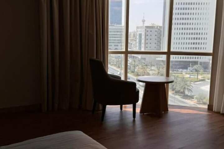 Room 18 of 26