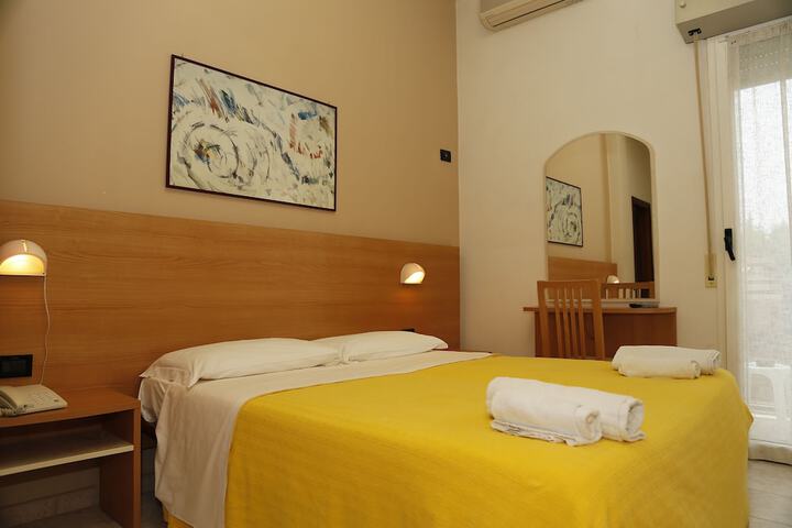 Hotel Villa Dina