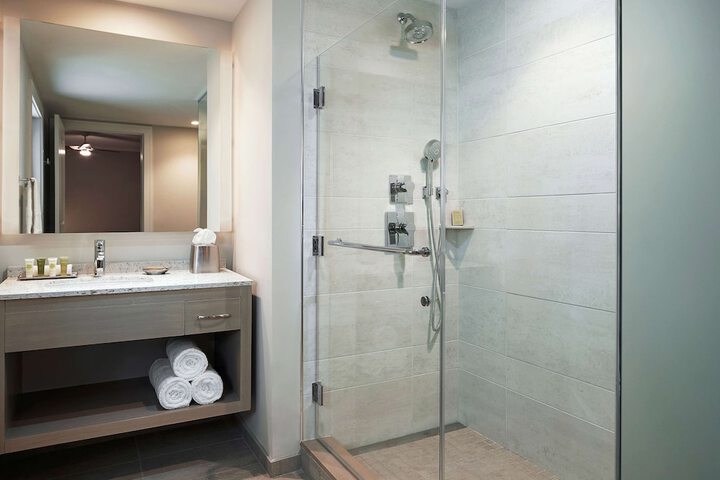 Bathroom shower